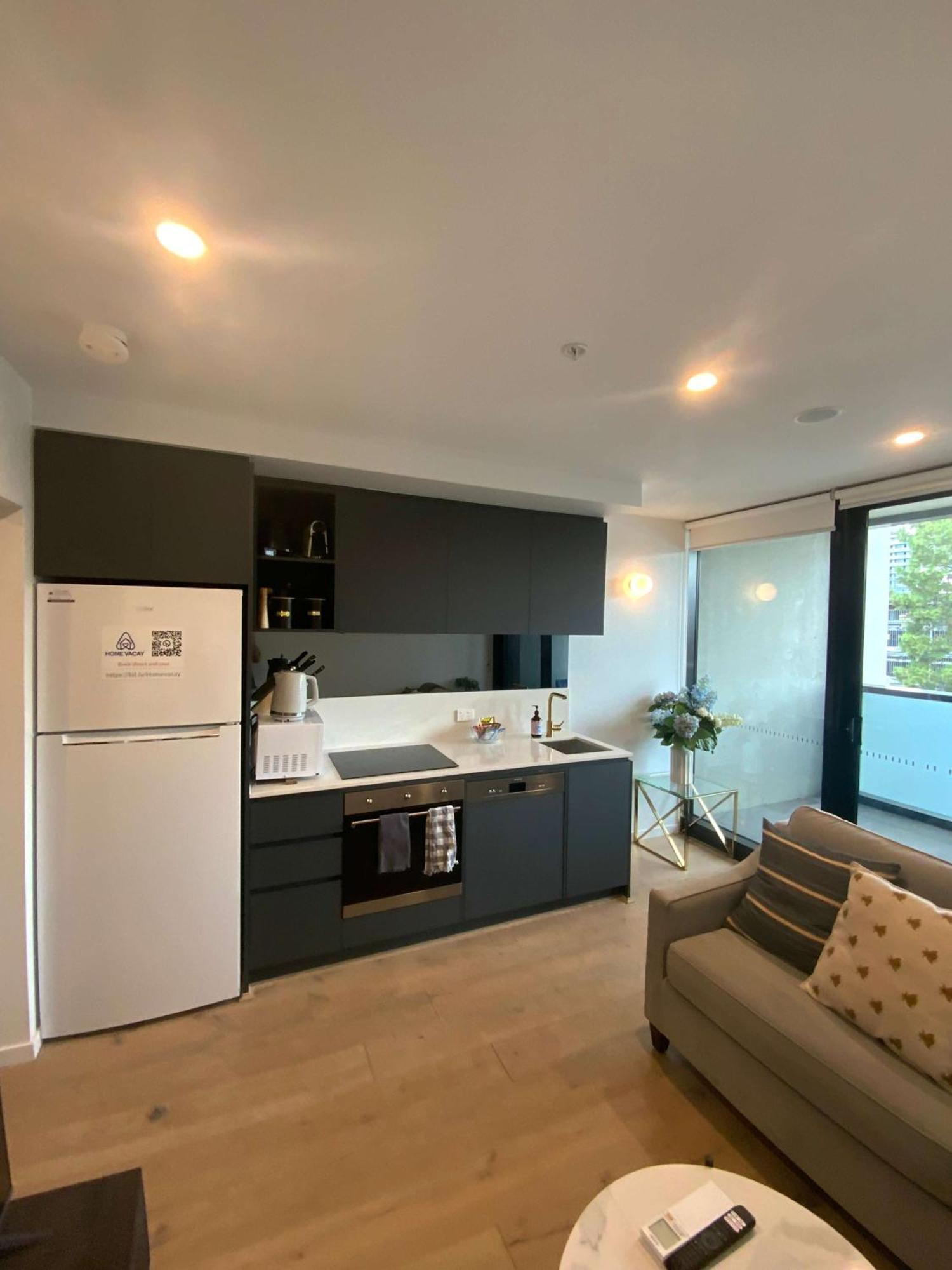 Cbd - Parking - Sleeps 4 Apartment